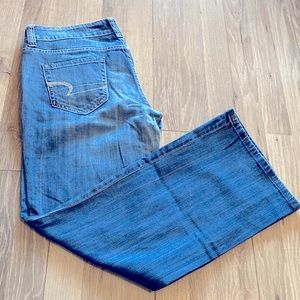 Vintage, Like New AE Favorite Boyfriend Jeans👖💙